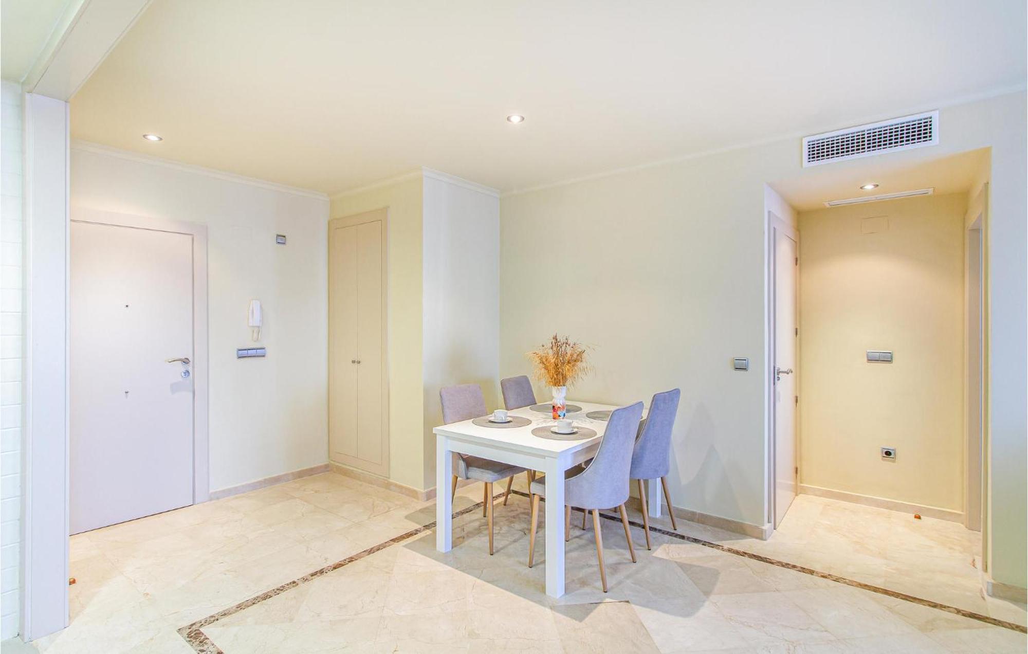 Amazing Apartment In Los Alcazares With Kitchen Luaran gambar